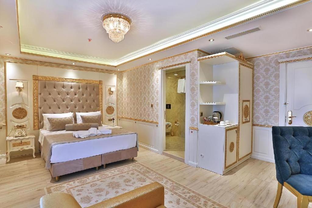 Otel Emirhan Palace *