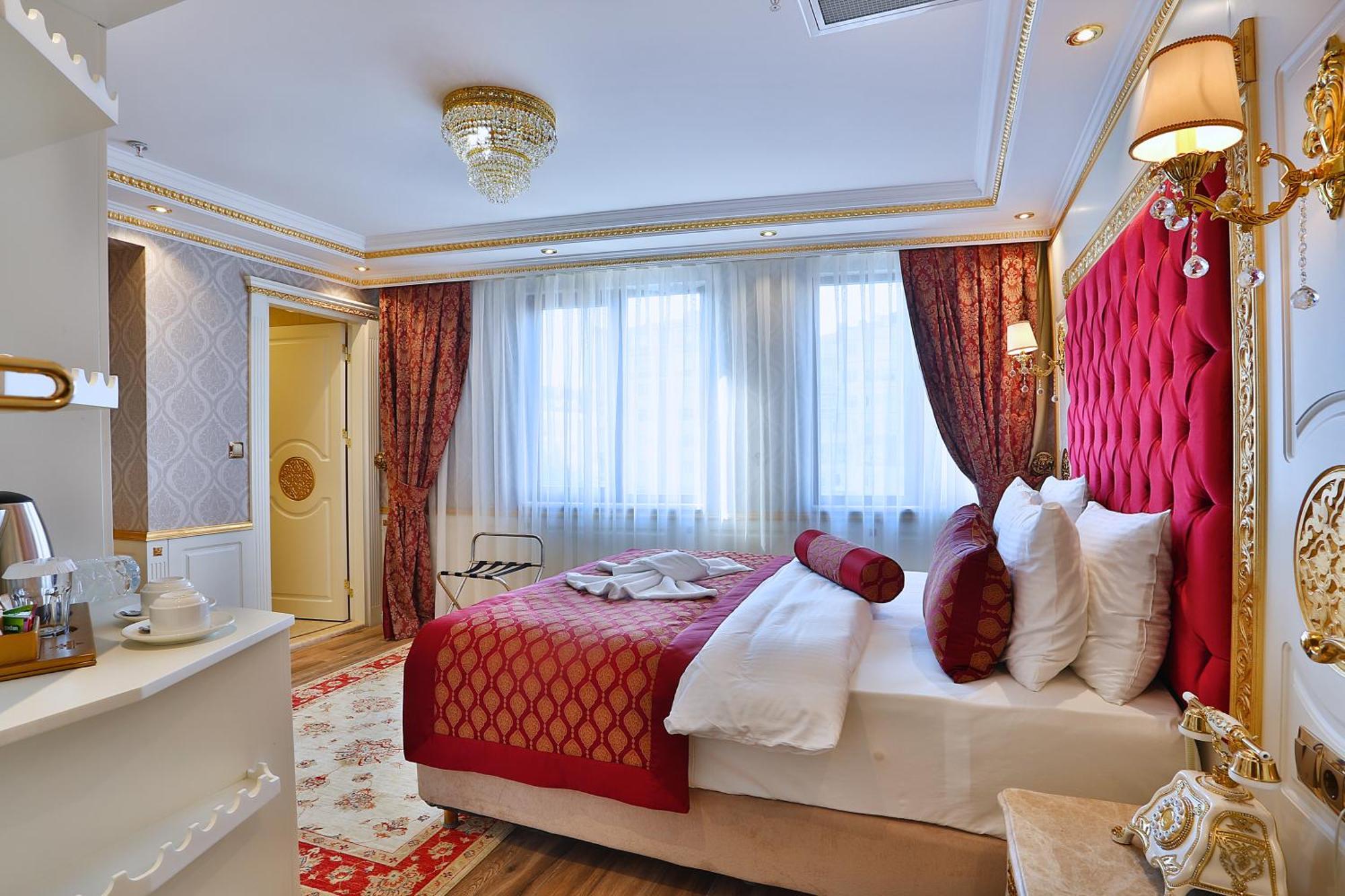 Emirhan Palace Hotel Istanboel